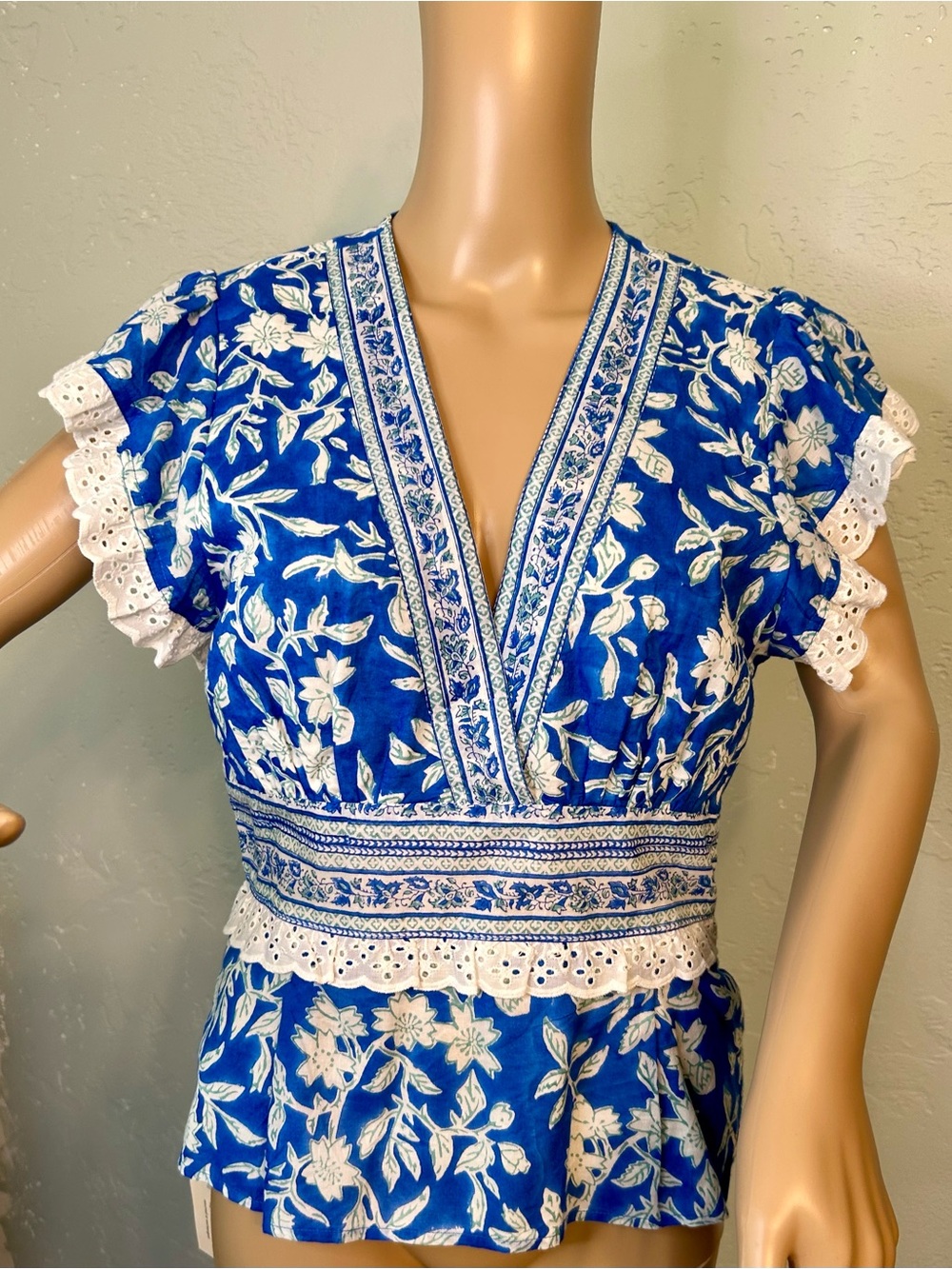 Aspiga Royal Blue Floral V-Neck Lace-Trim Blouse